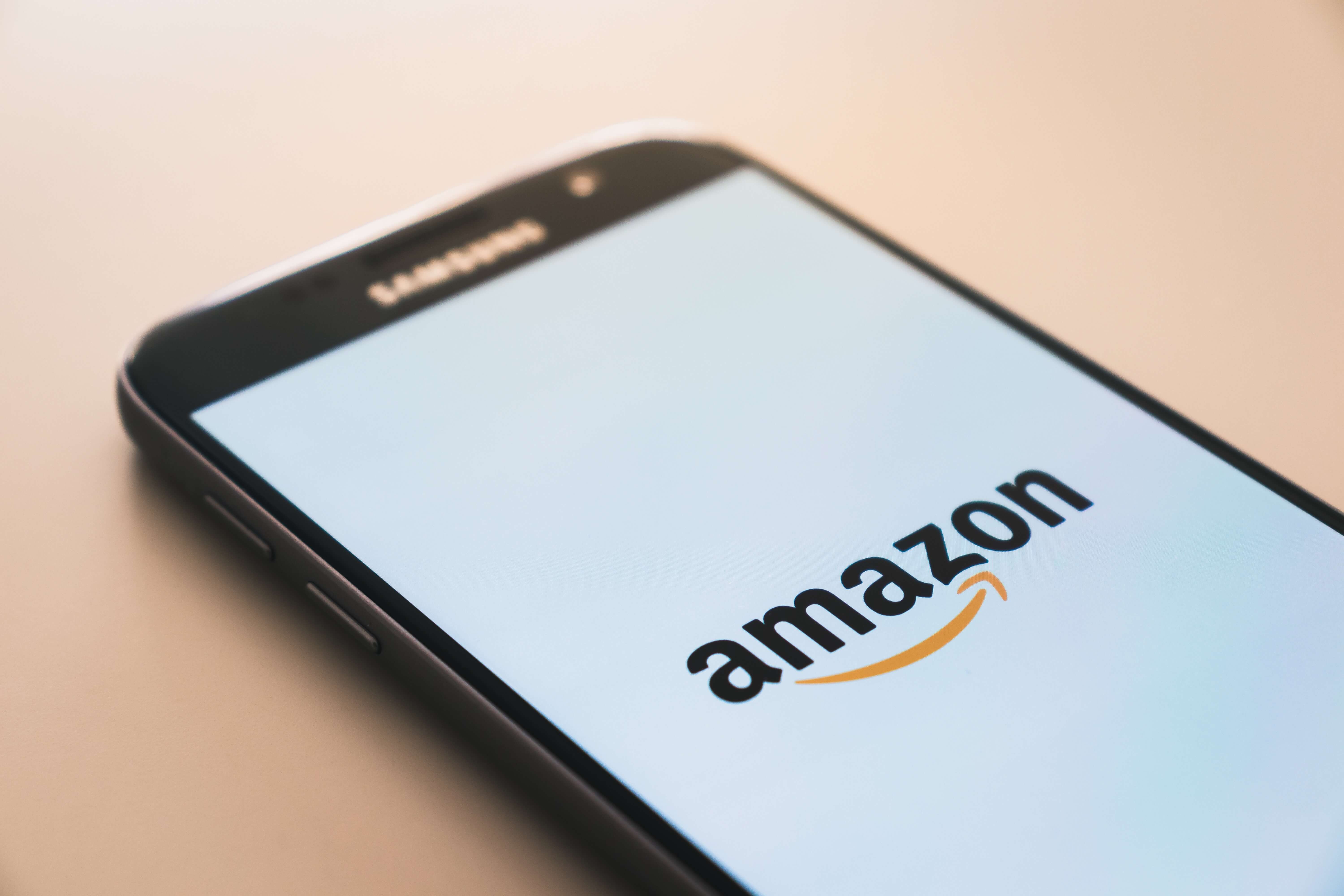 【速報】Amazonが2018年最後のビッグセールを開催！！買いまくれぇぇぇ！！！