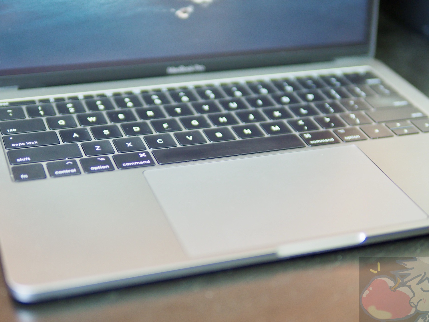 13インチMacBook Pro(2016) 3年目レビュー「最新＝最高ではない」 | Apple信者1億人創出計画