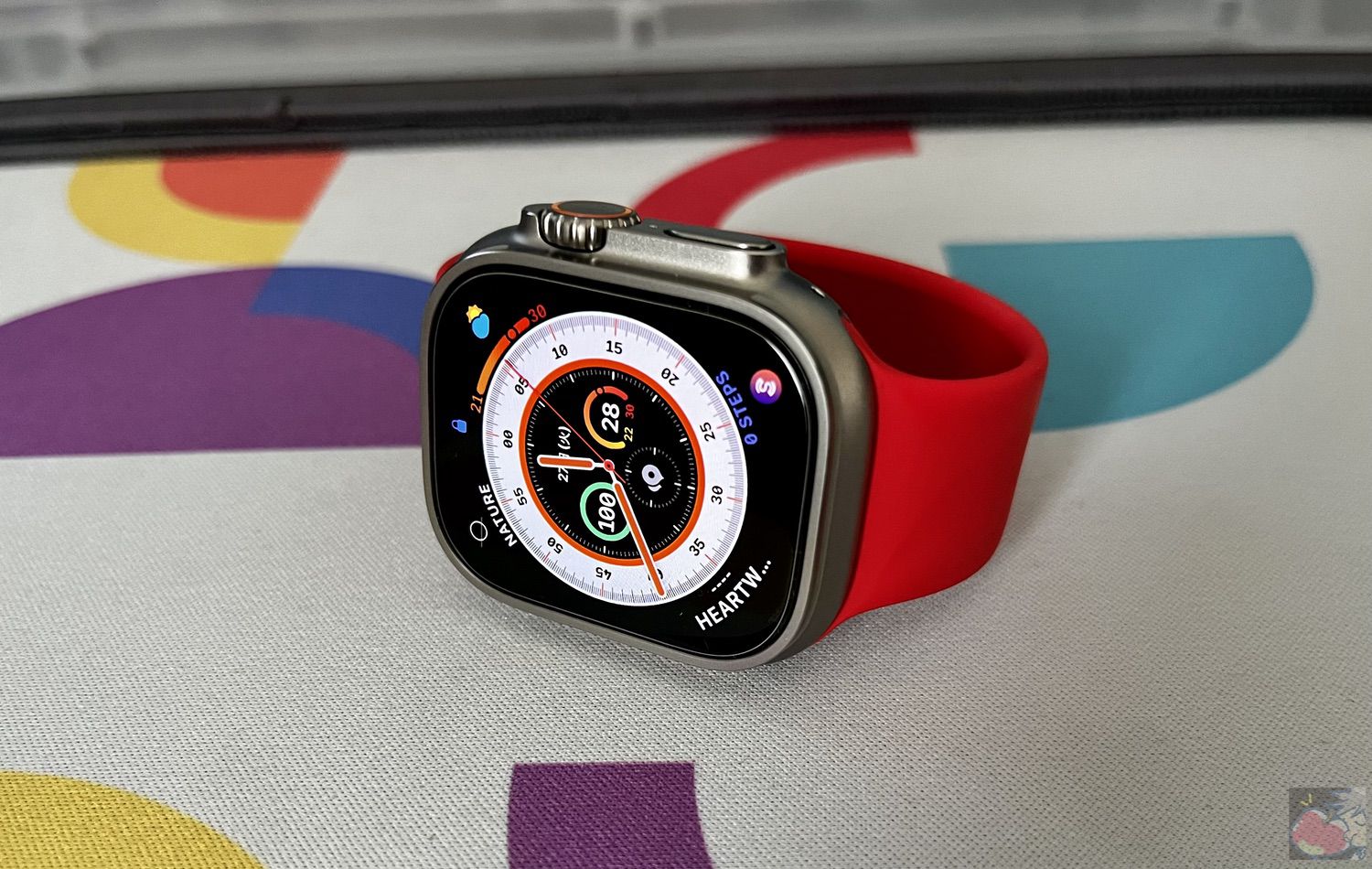 Apple Watch Ultraのレビューを6名分集めてわかった48のこと | Apple信者1億人創出計画