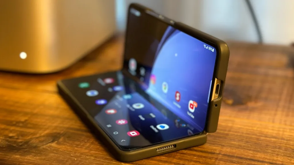 レビュー】買うのは待って！10日間使ってわかったGalaxy Z Fold5