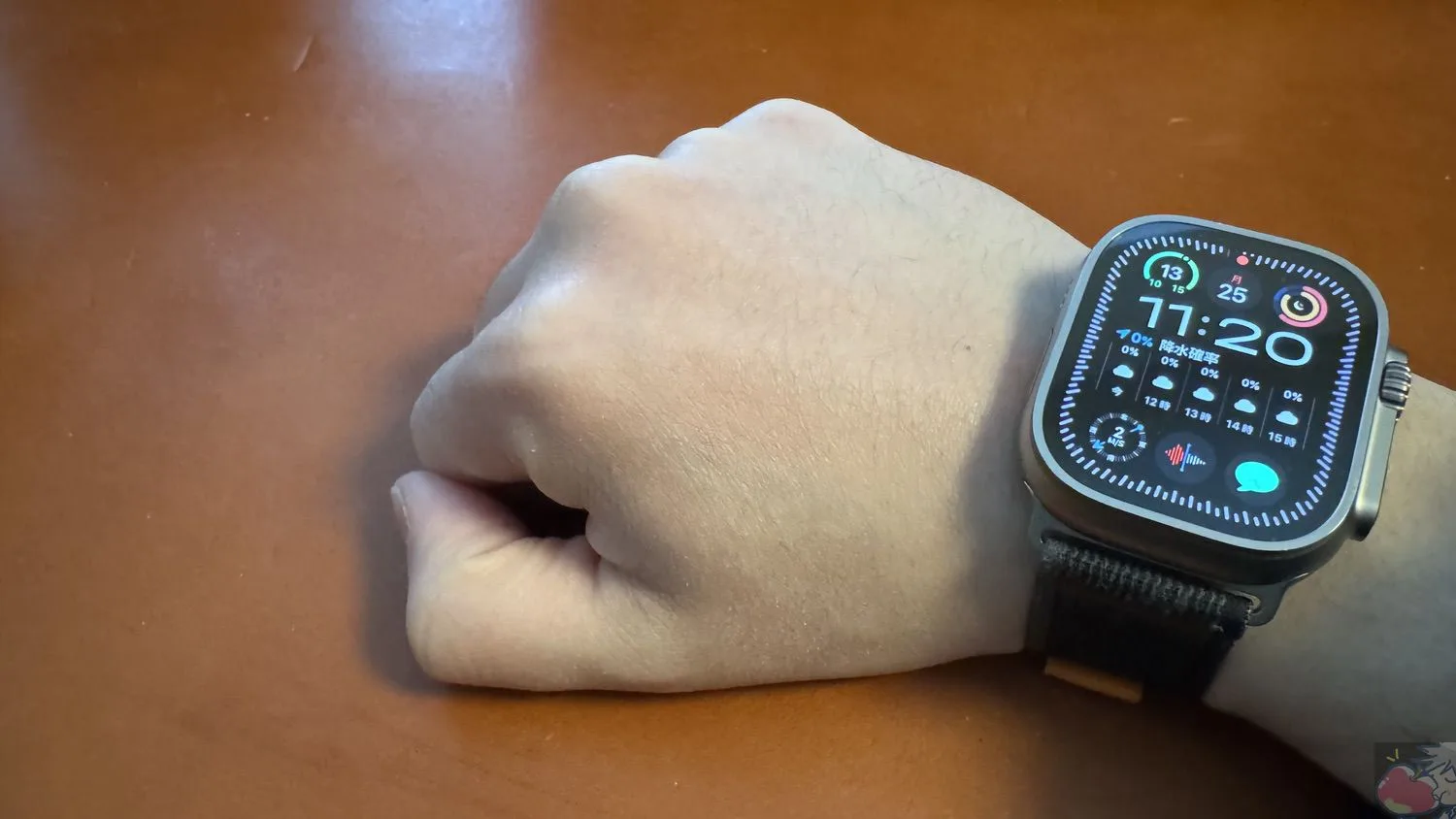 アップルウォッチ　シリーズ9 45mm Apple Watch Series 9（GPSモデル）- 45mmミッドナイト